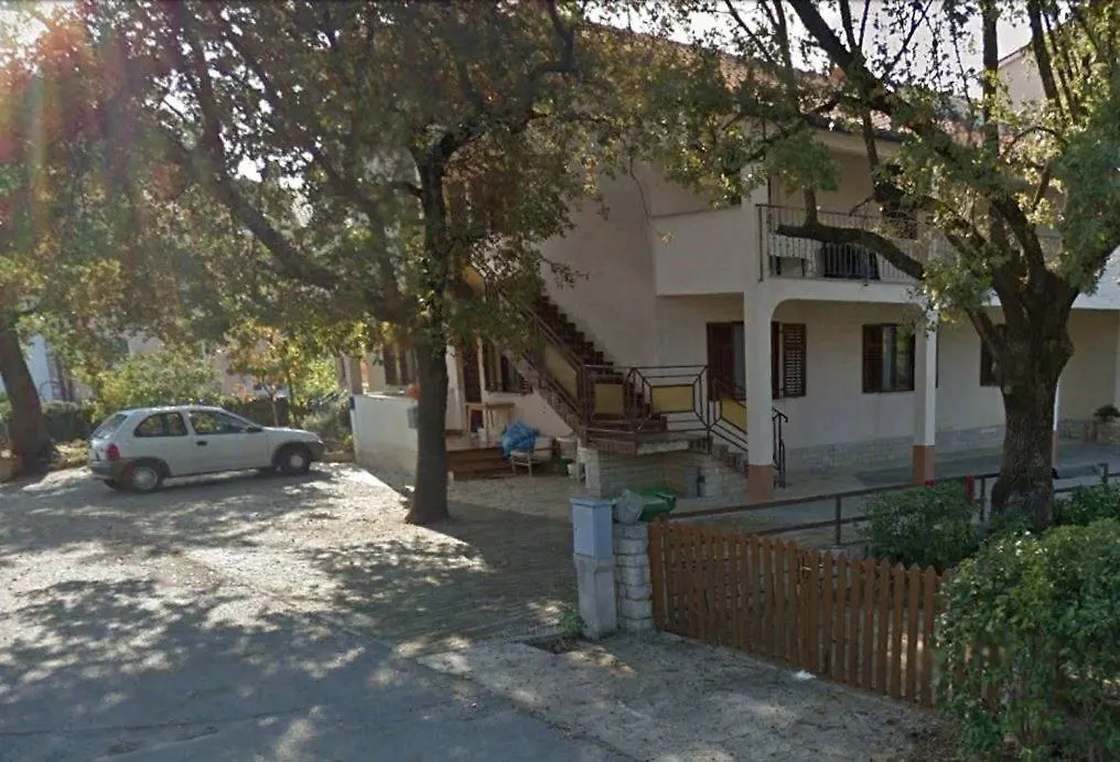Gæstehus Apartments Karmen In Mali Maj Poreč