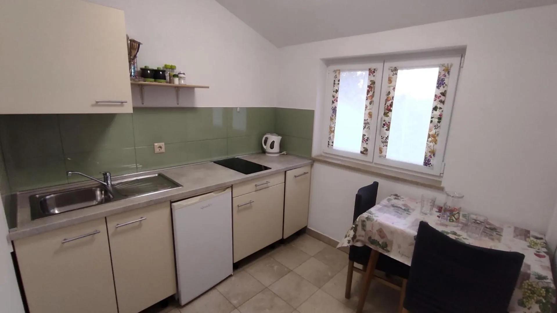 Apartments Karmen In Mali Maj Poreč Gæstehus