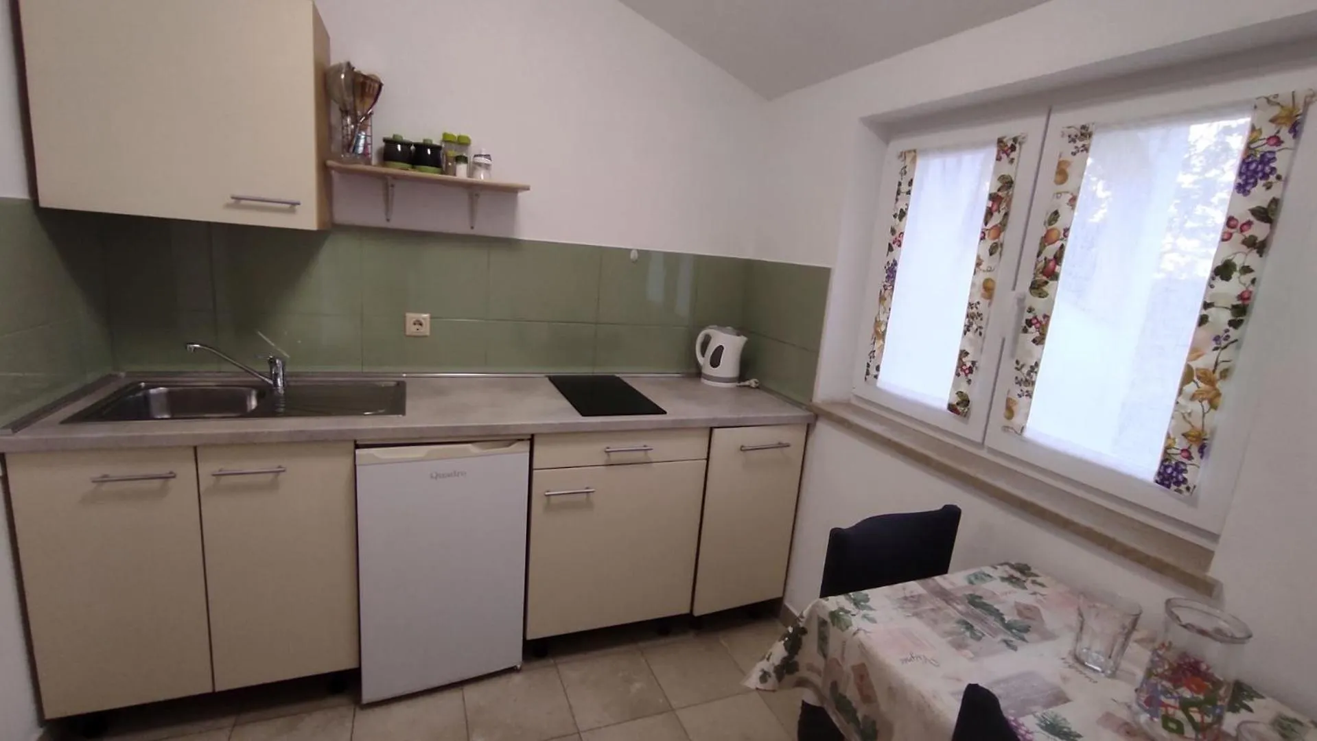 Apartments Karmen In Mali Maj Poreč Gæstehus