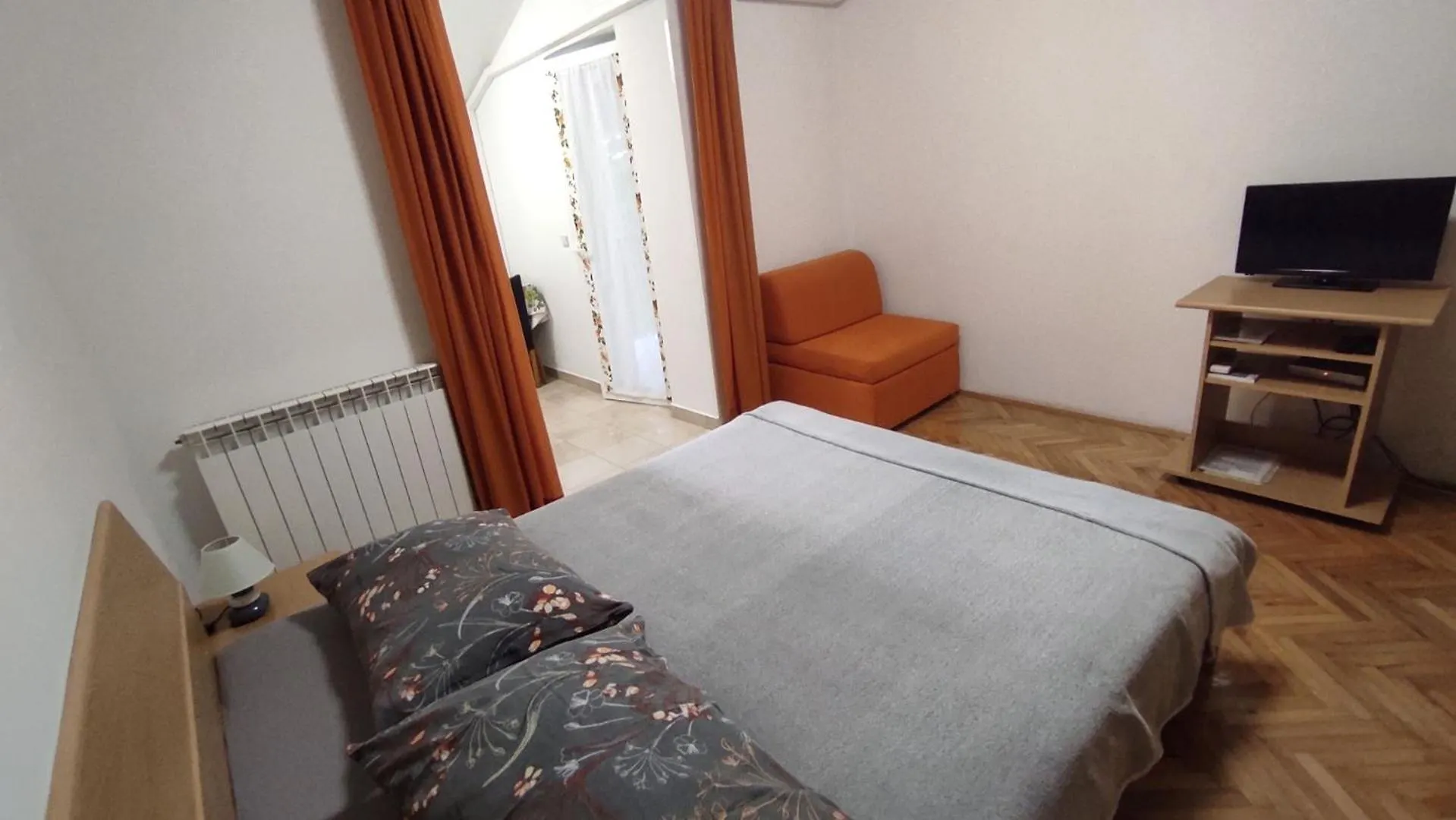 Gæstehus Apartments Karmen In Mali Maj Poreč